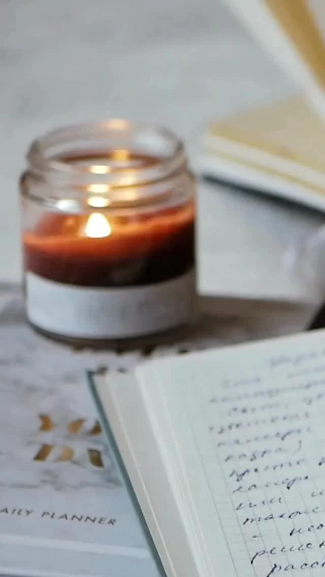 People remember stories far more than facts or sales pitches. When you share your journey, your values, and what drives you, your audience connects with the real you.⠀⠀At Mandali Media, we help you craft authentic stories that resonate and inspire action—without ever feeling pushy or forced.⠀⠀Because your story is your strongest marketing tool ✍🏼⠀⠀#Storytelling #AuthenticMarketing #InboundMarketing #ConsciousMarketing #CommunityFocused #GrowthDriven #MandaliMedia